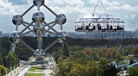 Lounge in the Sky